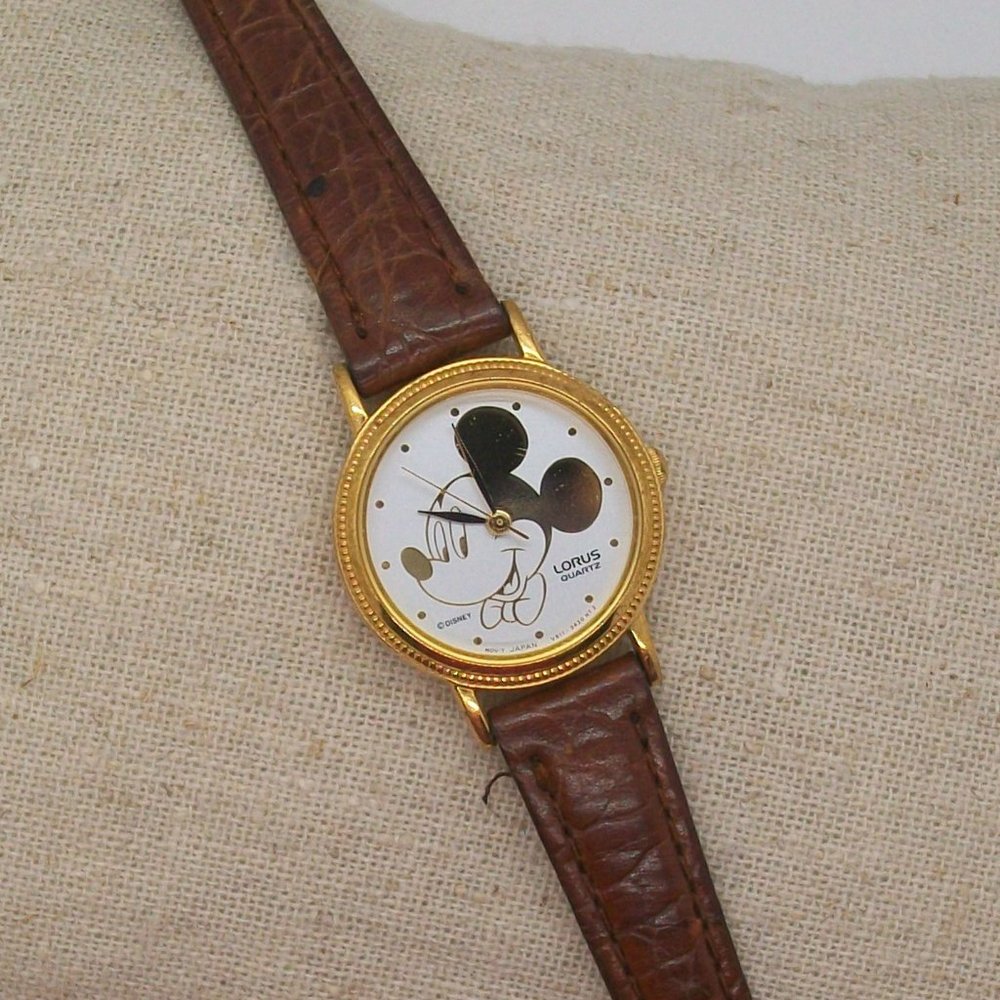 Disney Mickey Mouse Gold Tone Ladies Wristwatch Lorus Quartz